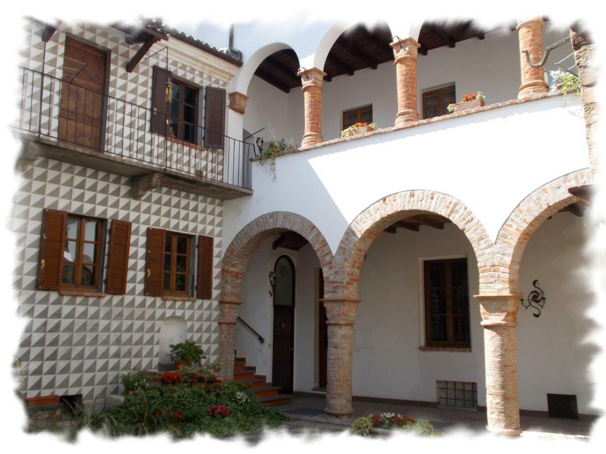 “La Loggia” Apartment Casale Monferrato Buitenkant foto